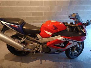 HONDA CBR 900 RR FIREBLADE ROSSO