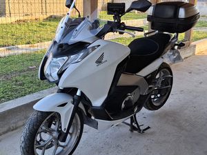 HONDA INTEGRA NC700D →