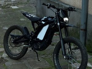 SURRON LIGHT BEE X ROAD LEGAL 2024Г. 4500 KM →