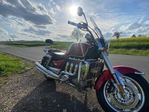 TRIUMPH ROCKET III CLASSIC