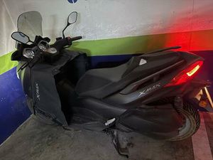 YAMAHA - XMAX 300