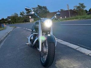 YAMAHA XV 1900 CHOPPER - KRAFTVOLLES CRUISER-BIKE