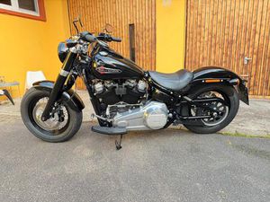 HARLEY DAVIDSON SOFTAIL SLIM