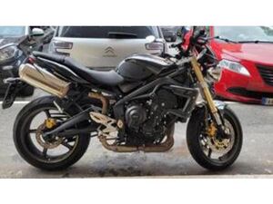 STREET TRIPLE (2007 - 12)