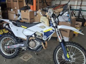 HUSQVARNA FE 450 450 CM3, 2024 GOD.