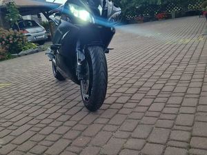YAMAHA R6