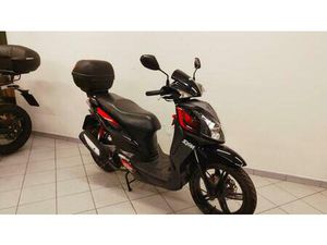 VENDO SYM SYMPHONY 151 SR (2010 - 14) USATA A CAVOUR (CODICE 9916852) - MOTO.IT