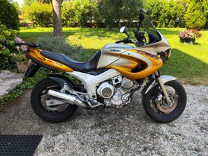 YAMAHA TDM 850