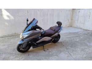 YAMAHA T-MAX
