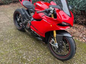 DUCATI PANIGALE 1199 S + TERMIGNONI + GILLES + DESMO