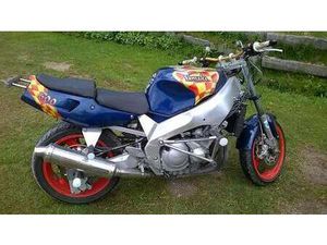 STUNTBIKE FZR 600 R. TAUSCH ?