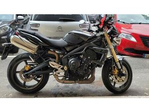 VENDO TRIUMPH STREET TRIPLE (2007 - 12) USATA A ROMA (CODICE 9916755) - MOTO.IT