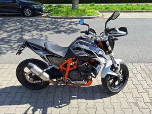 KTM DUKE 690
