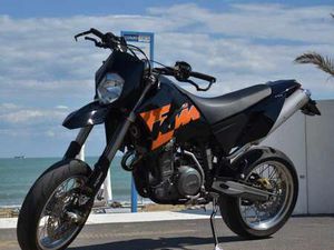 LC4 SUPERMOTO