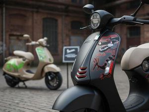 VESPA 946 "BLACK DRAGON LTD" - EINZIGARTIG!