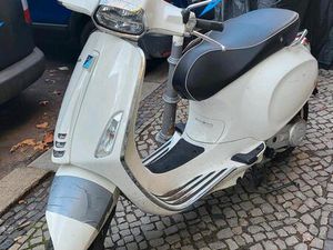 VESPA SPRINT 50 E5 BIANCO WEIß 2024