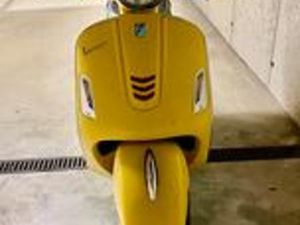 VESPA 300 GTS SUPER SPORT ABS