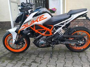 KTM 390 DUKE