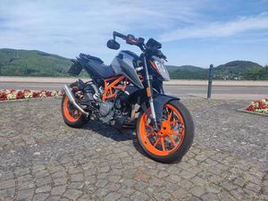 KTM DUKE 390 2021