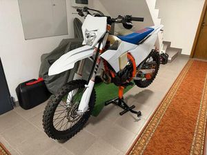 KTM EXC 450 SIXDAYS ENDURO/SUMO EXCEL MOTOMASTER REDBULL