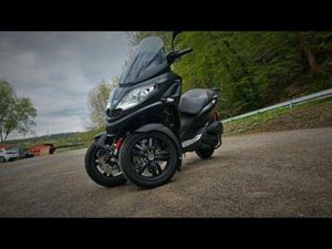 PIAGGIO MP3 300 HPE SPORT