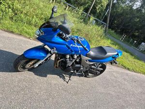 KAWASAKI ZR 750