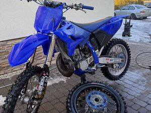YAMAHA YZ 250 . KROCZYCE