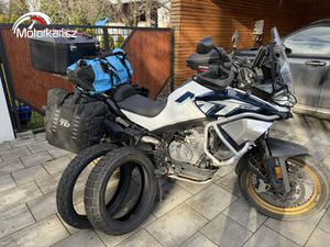 CFMOTO 800MT EXPLORE 2025
