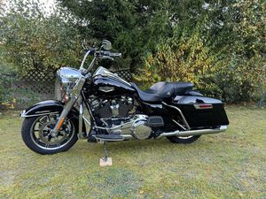 2017 HARLEY-DAVIDSON ROAD KING CZCHÓW