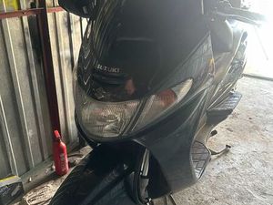 SUZUKI BURGMAN 400 | 1999 R. | SPRAWNY | DUŻY SKUTER WOLA RZĘDZIŃSKA