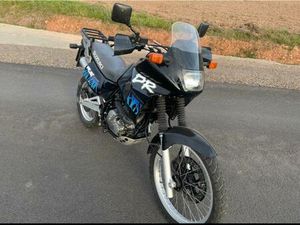 SUZUKI DR650