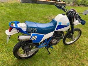 SUZUKI DR 600 (KEINE 650)