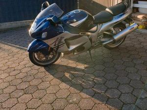SUZUKI GSX 1300 R HAYABUSA