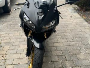 HONDA CBR 600RR PC37