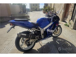 SUZUKI GSXR 600 K1