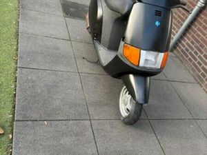 PIAGGIO SFERA NL PLAAT — SCOOTERS | PIAGGIO — MARKTPLAATS