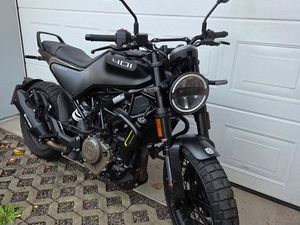 HUSQVARNA SVARTPILEN 401 MIT GARANTIEERWEITERUNG