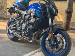 YAMAHA - MT 07 2024