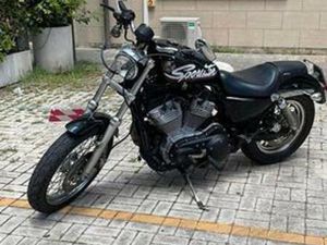 HARLEY-DAVIDSON SPORTSTER 883