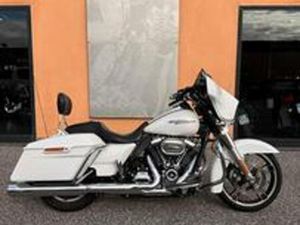 HARLEY-DAVIDSON 107 STREET GLIDE SPECIAL (2017) -