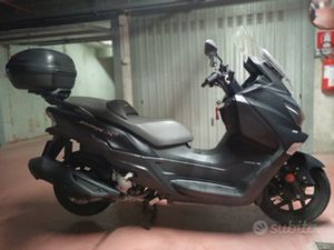 SYM JOYMAX 300 Z+, ABS, BAULETTO GIVI, 15850 KM,