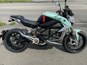 ZERO SR/F ELEKTRISCHES NAKED BIKE