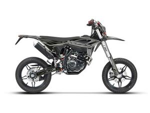 BETA RR 125 4T MOTARD T X SPECIAL EDITION SUPERMOTO MOTORRAD
