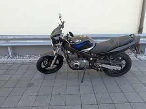 SUZUKI GS500