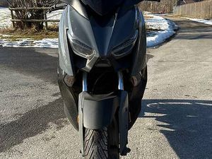 YAMAHA XMAX 125 TECH MAX 2022 FULL OPTIONS TRÈS SOIGNÉ