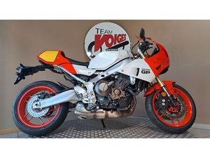 YAMAHA XSR 900 GP 2024/QUICKSHIFTER/ 3 + 2 JAHRE GAR.