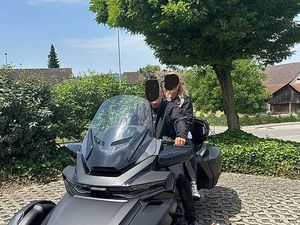 CAN-AM SPYDER RT-LTD DARK EDITION SE6 MIT GARANTIE - 06.2030 CANTON ARGOVIE -