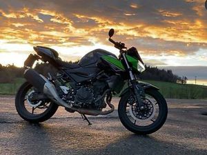 KAWASAKI Z400 CANTON ARGOVIE -