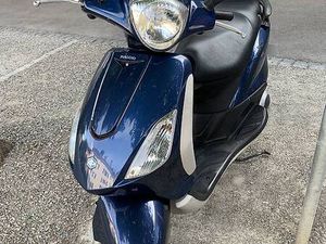 PIAGGIO FLY 125 CANTON SOLEURE -