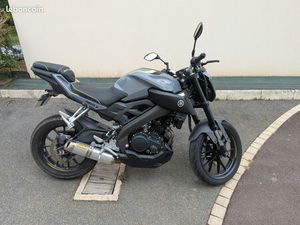 YAMAHA MT-125